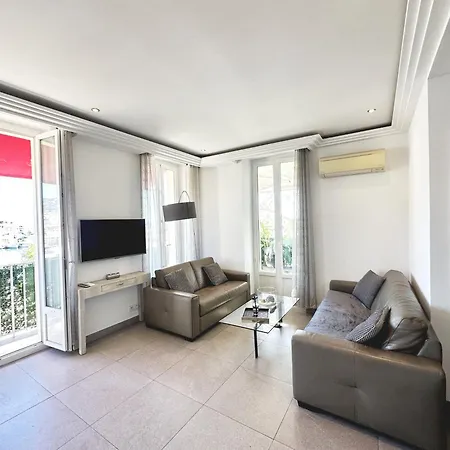 2 Bedrooms With View *